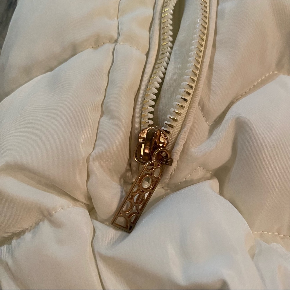 Puffer jacket - Picture 3 of 10